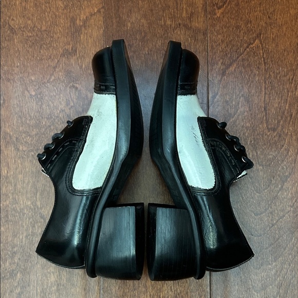 Vintage Wednesday Addams, 90s American Eagle Black and White Oxfords, Size 5.5 - Picture 4 of 16